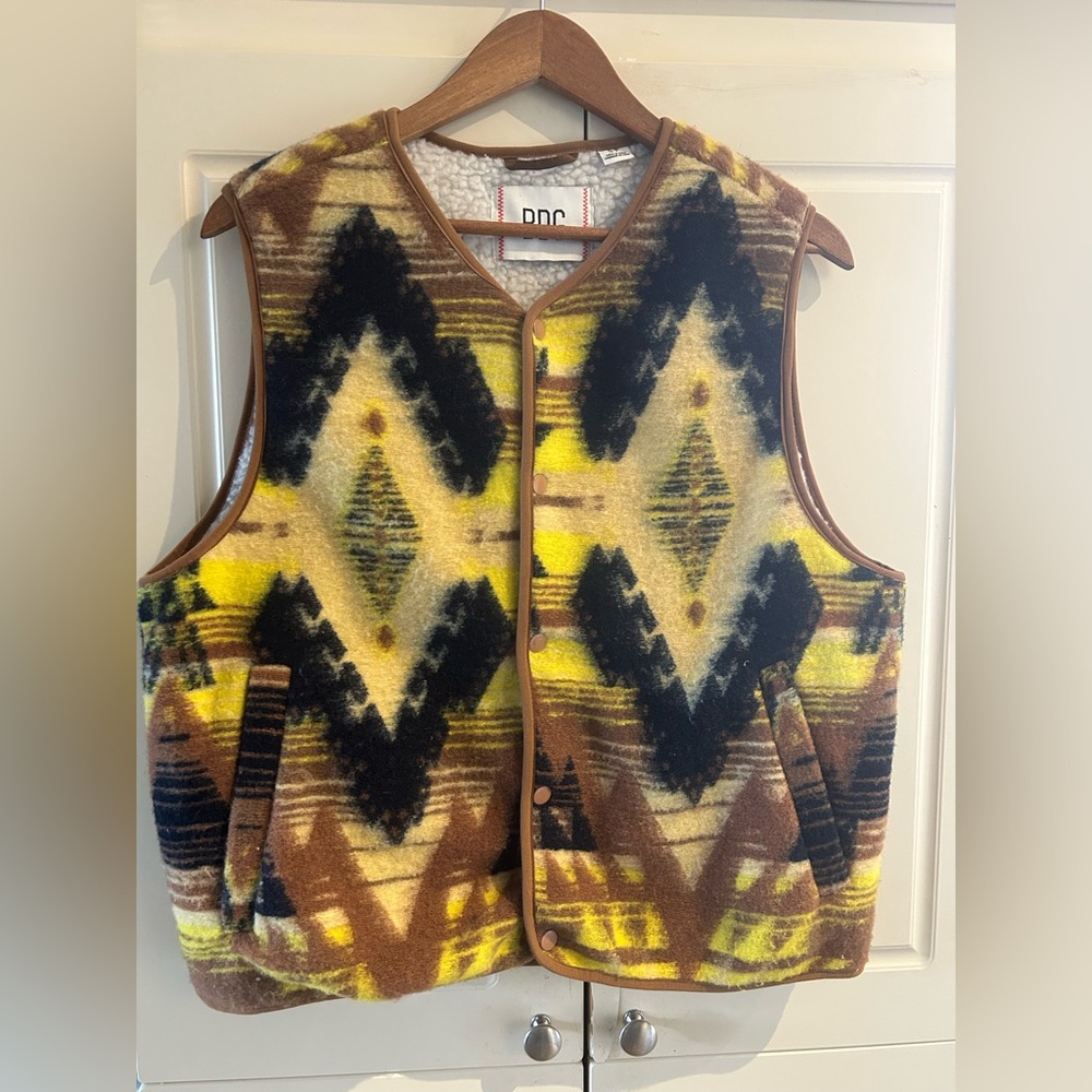Sherpa Vest